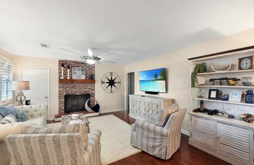 Saint Simons Island House | Island Time Cottage