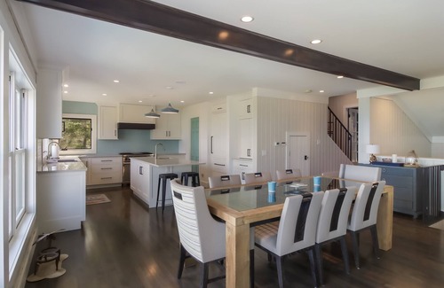 Empire House | Island View - Beautiful Cottage on Lake Michigan
