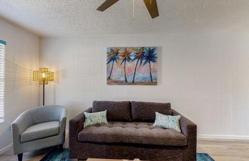 Gulf Shores Apartment | Island Villa 8
