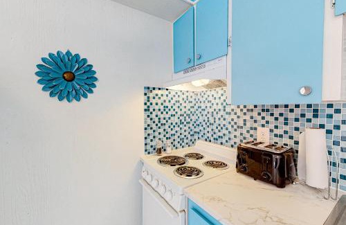 Gulf Shores Apartment | Island Villa 8