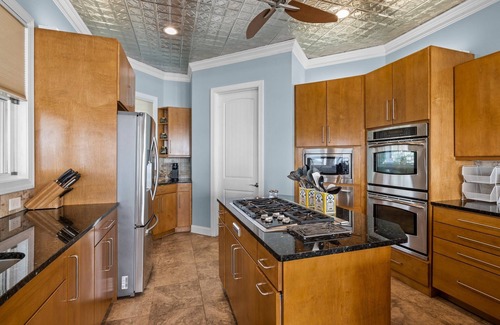 Harkers Island House | Island Waterfront Home for 10. Sound & Dock Views!