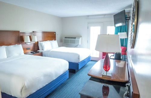 Put-in-Bay Hotel | Islander Inn