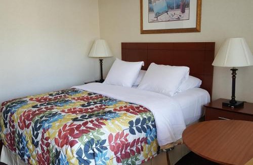 Westside Santa Cruz Hotel | Islander Motel Santa Cruz CA