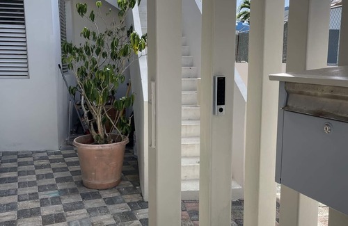 Ocean Park Apartment | Ismael Rivera-Alegría Ocean Park 1 bd-1b