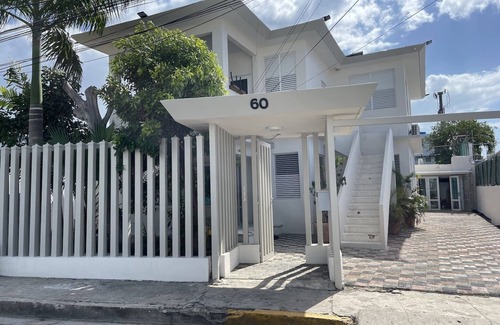 Ocean Park Apartment | Ismael Rivera-Alegría Ocean Park 1 bd-1b