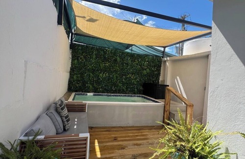 Ocean Park Apartment | Ismael Rivera-Alegría Ocean Park 1 bd-1b