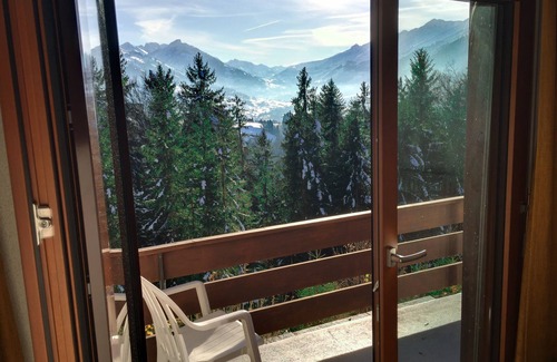 Aeschi bei Spiez Ski Chalet | Isolated luxury mountain house in the Swiss Alps (Bernese Oberland)