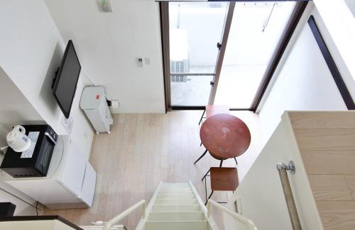 Makishi Apartment | Isole le Olena 202