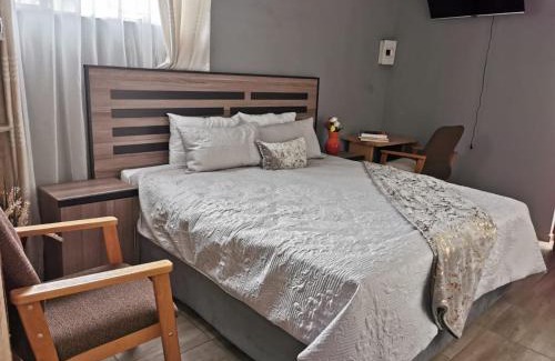 Greater Johannesburg Metropolitan Area House | Issa Guest Cottage