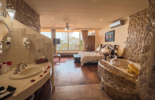 Manuel Antonio Hotel | Issimo Suites Boutique Hotel & Spa - Adults Only