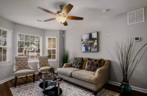 Milton Apartment | Istay Atlanta's Aspire Close to Avalon/Halcyon