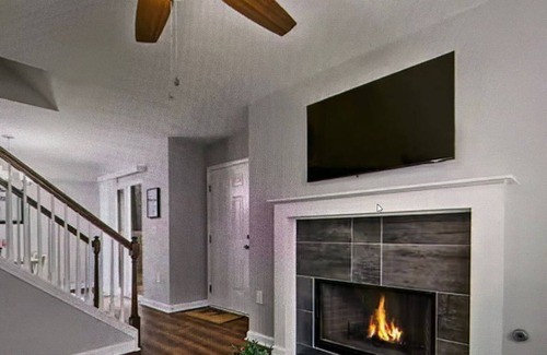 Milton Apartment | Istay Atlanta's Aspire Close to Avalon/Halcyon