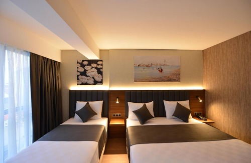 Arnavutkoy Hotel | Istport Garden