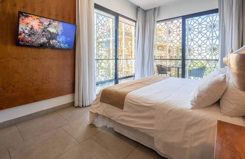 Zazil-ha Hotel | IT Boutique Hotel & Restaurant