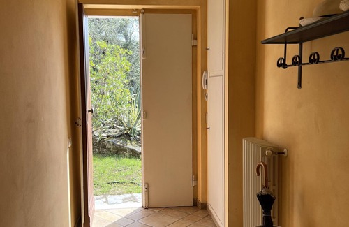 Marina di Castagneto Carducci Villa | Villa con 4 Camere da Letto a 200 Metri dal Mare