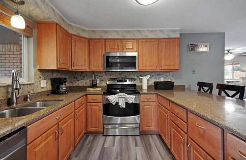 Highlands House | It's Showtime! Arvada Retreat w/Movie Theater