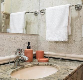 Itaim Bibi Apartment | Itaim Bibi Village - Suite inside hotel