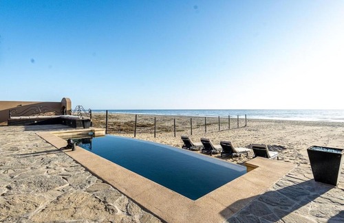 El Pescadero Villa | Italian style Beautiful Villa Beach front