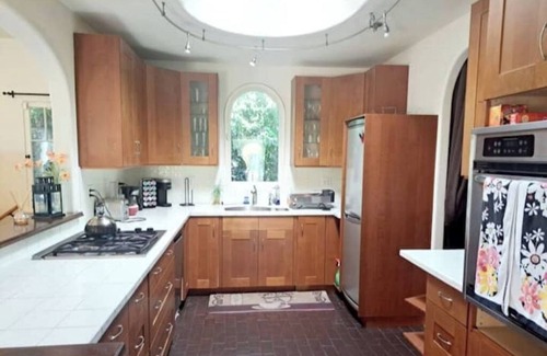 Marina del Rey Villa | Italian Villa 3br/2BA Large house+ walk to beach