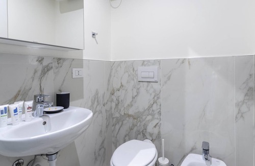 Magenta Apartment | Italianway - The B Village Business - 37