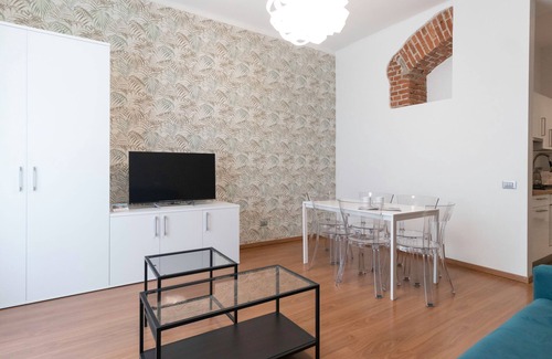 Magenta Apartment | Italianway - The B Village Superior