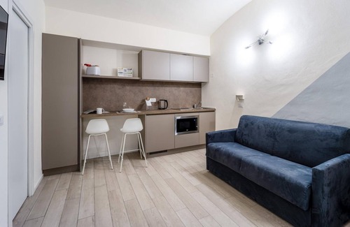 Magenta Apartment | Italianway - The B Village Standard - T2
