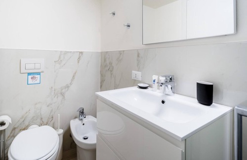 Magenta Apartment | Italianway - The B Village Standard - 03