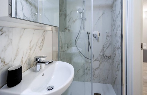 Magenta Apartment | Italianway - The B Village Standard - 07