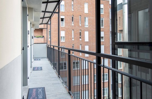 Magenta Apartment | Italianway - The B Village Standard - T5