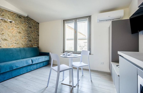 Magenta Apartment | Italianway - The B Village Superior - 5X