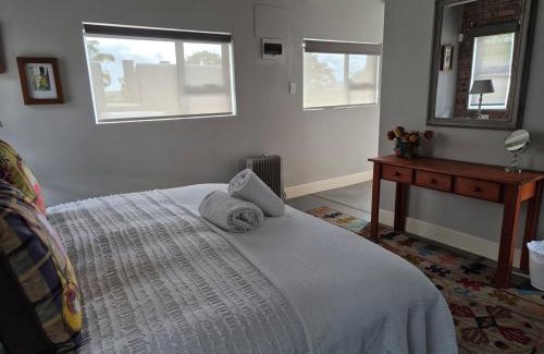 Swellendam Apartment | Itha's Garden Self Catering