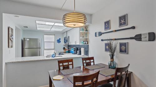 Whitney Beach Apartment | Its a Shore Thing