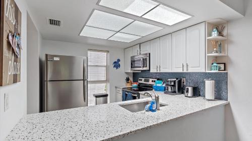 Whitney Beach Apartment | Its a Shore Thing