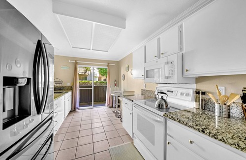 Monarch Beach Condo | It’s never too late to ‘Seas The Day’! Walk to Beach! Pool & Patio! STR23-0019