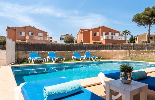 Cala en Blanes Villa | Itsasalde 3 bedroom villa, Cala'n Blanes