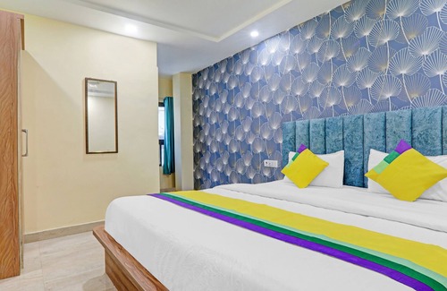 Allahabad House | Itsy by Treebo - Royal Galaxy