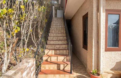Shimla Hotel | Itsy Hotels Avantika With Forest View