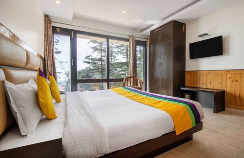 Shimla Hotel | Itsy Hotels Avantika With Forest View