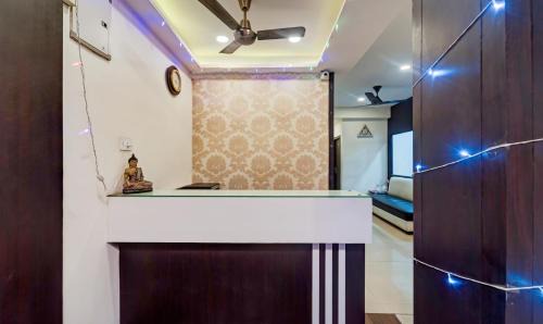 Bhowanipore Hotel | Itsy Hotels Neeranand Plaza, Bhawanipur