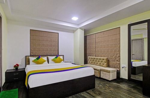 Kalighat House | Itsy Hotels Reotel Near Rabindra Sarobar