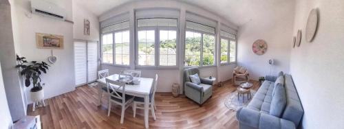 Karuc Apartment | Ivana
