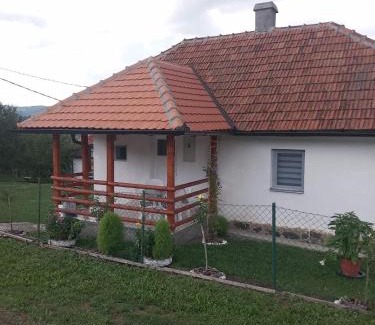 Kremna House | Ivana