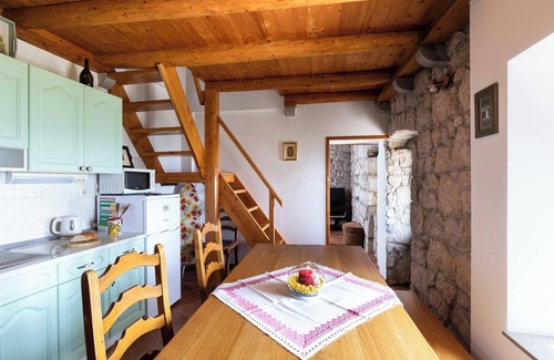 Mihanici Villa | Ivana - Two Bedroom Villa, Sleeps 4