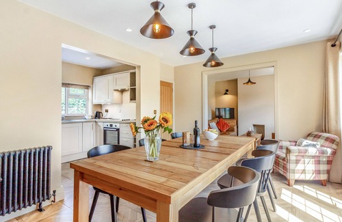 Carsington Cottage | Ivet Lowe