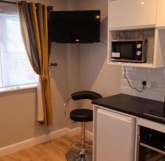Hanham Apartment | Ivory