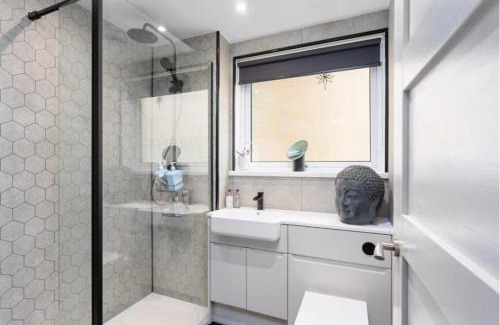 Gogar Apartment | Ivy Collections