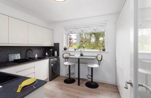 Gogar Apartment | Ivy Collections