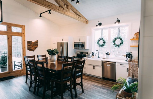 Logan Cabin | Ivy Cottage by Creative Cabins