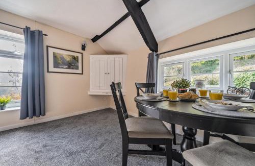 Newton Abbot House | Ivy Cottage
