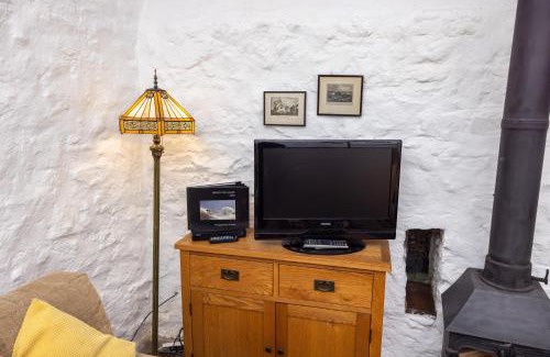Pyle House | Ivy Cottage
